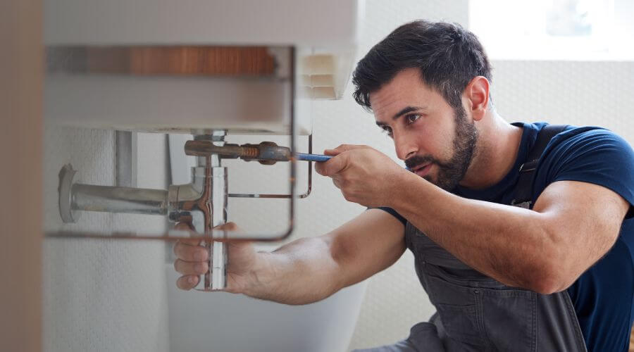 Sink leak detection in Holton, IN
